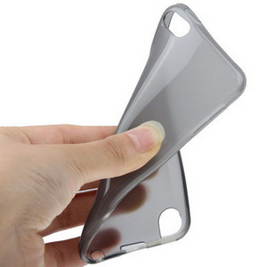 Gel etui ultra tanki 0_3mm črni prosojni za Apple iPhone 6 6S (4.7") - mobiline.si